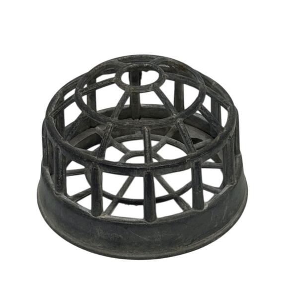 Vintage Gray Metal Flower Frog 3 1/2” Cage Design - Picture 10 of 10